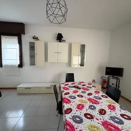 Bartoli 8, Viserbella Di * Римини