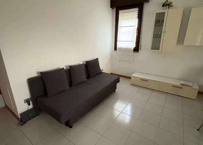 Bartoli 8, Viserbella Di *